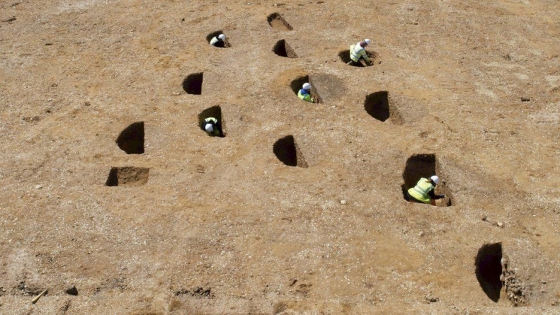 LONDON: Prehistoric monument found on Biddenham housebuilding site