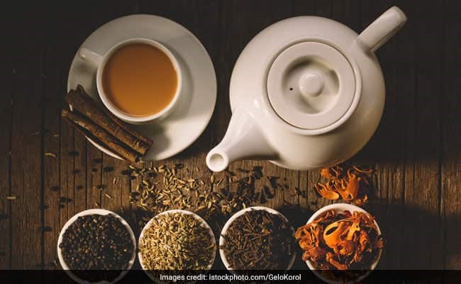 COLOMBO: Let’s Make Tea The Healthy Way. Check Out 10 Hacks Here