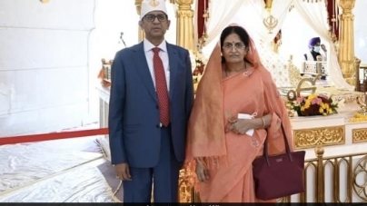 DUBAI: Chief Justice Of India NV Ramana Visits Gurdwara In Dubai