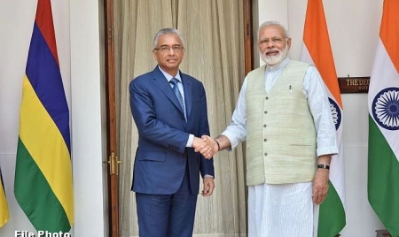 PORT LOUIS: Prime Minister Narendra Modi and Prime Minister of Mauritius Pravind Jugnauth jointly inaugurate and launch India assisted development projects in Mauritius