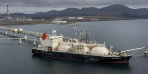 MOSCOW: Shell in talks with Indian consortium to sell Russian LNG plant stake: Report