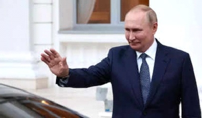 MOSCOW : Russia may buy rupee, yuan & lira for rainy day fund