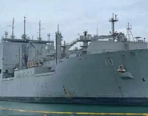 COLOMBO : US warship docks in India for the first time for repairs