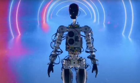 WASHINGTON : Tesla Reveals Optimus, a Walking Humanoid Robot You Could Buy in 2027