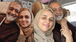 MEDINA : Lucky Ali travels to Medina with daughter Tasmiyah