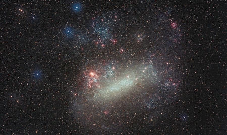PARIS : NASA Hubble Spots Protective Shield Defending 2 Small Galaxies