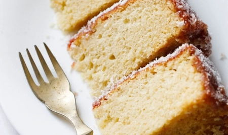 Eggless Vanilla Cake
