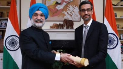 WASHINGTON : India’s envoy to US hands over Padma Bhushan to Sundar Pichai