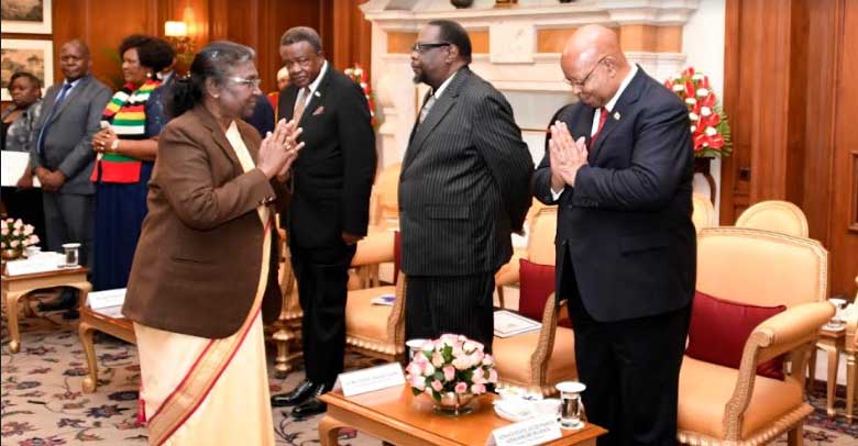 HARARE : Parliamentary Delegation from Zimbabwe calls on President
