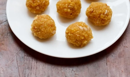 Motichur Laddu (Motichoor ke Ladoo)