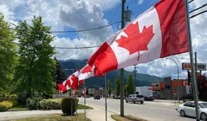 TORONTO : Canada breaks its immigration record, admits 4.31 lakh new permanent residents in 2022