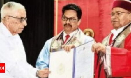 MANGALURU : Age no bar, Bengaluru professor gets his PhD at 79