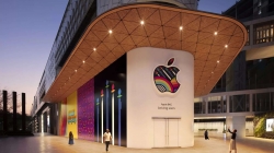 CUPERTINO: Apple opens its first retail store in India.