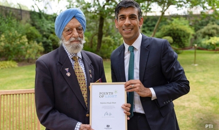 LONDON: UK PM Rishi Sunak Honours 101-Year-Old Sikh World War II Veteran With Points Of Light Award
