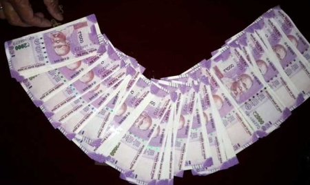 DUBAI: ₹ 2,000 Note Withdrawal Is Causing Headaches For Indians In Gulf