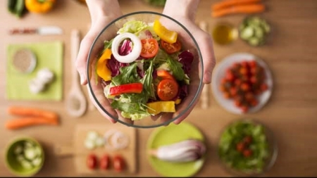 NEW DELHI: Follow These Easy Strategies To Avoid Weight Gain During The Season