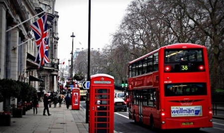LONDON: “Fair Visa, Fair Chance” Campaign Begun By Indian Student Group In UK
