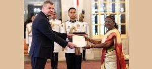 MINSK: Envoys of Five Nations Present Credentials to The President of India